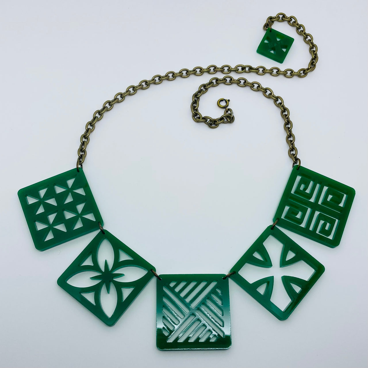 Flare Tiki Tapa Necklace in Dark Green