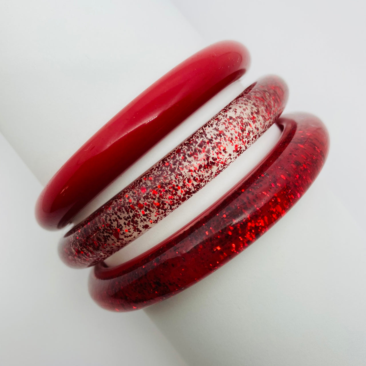 Confetti Lucite Narrow Sparklite™ Bangle Set in Ruby