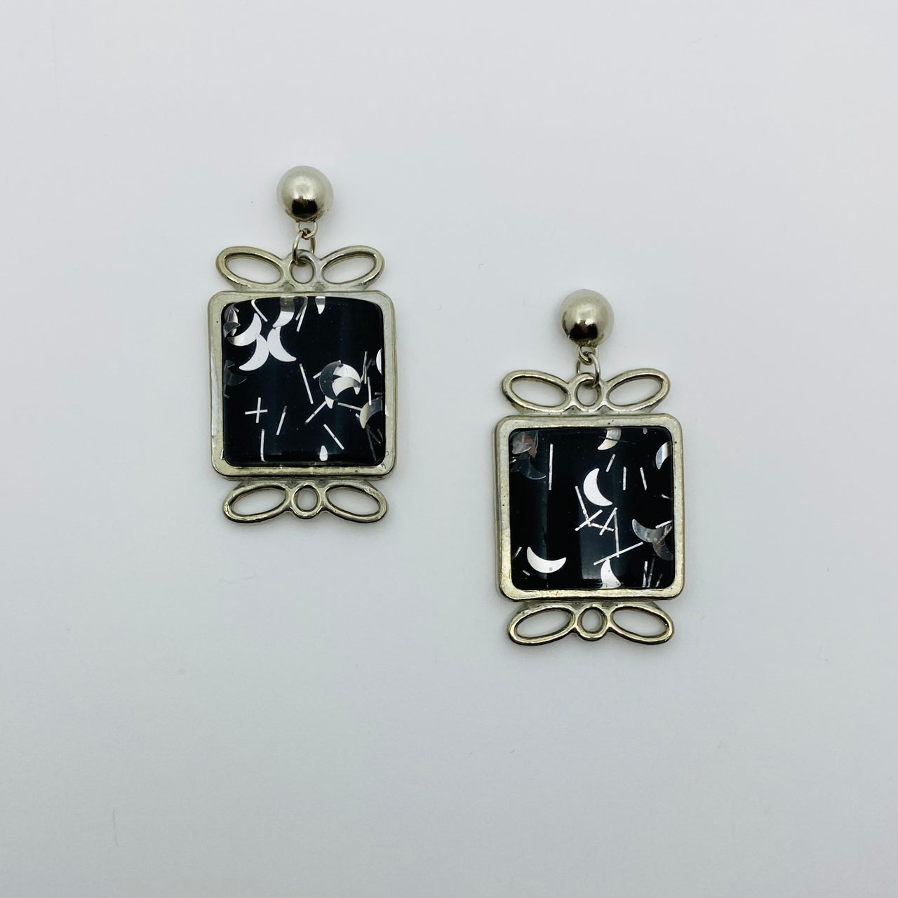 Confetti Lucite Blossom Sparklite™ Earrings in Black Moonlite
