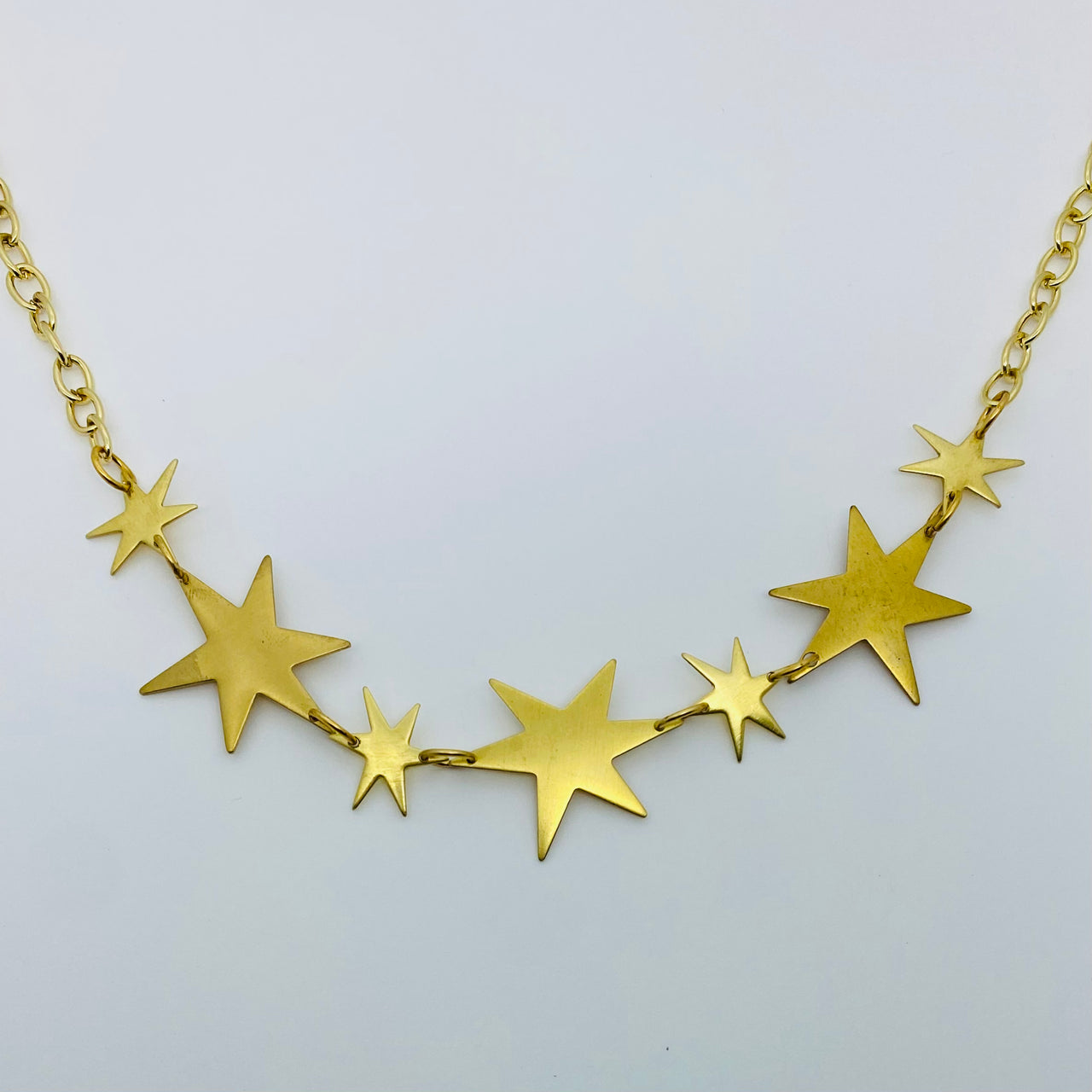 Metal Starburst Striking™ Necklace